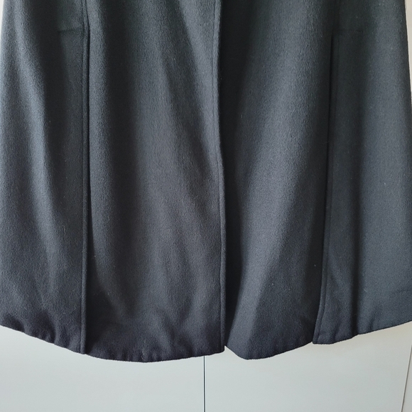 Elie Tahari Black Wool Blend Cape Coat - Picture 4 of 13
